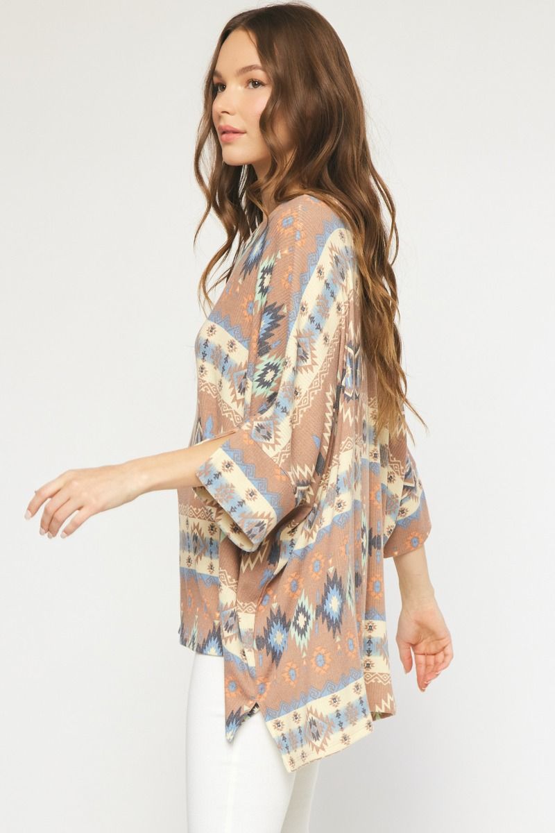 Round neck printed top with 1/2 sleeves image 2