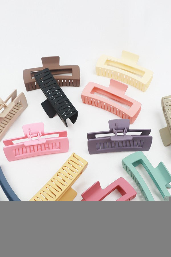 Matte jumbo cut out rectangular hair claw set image 3