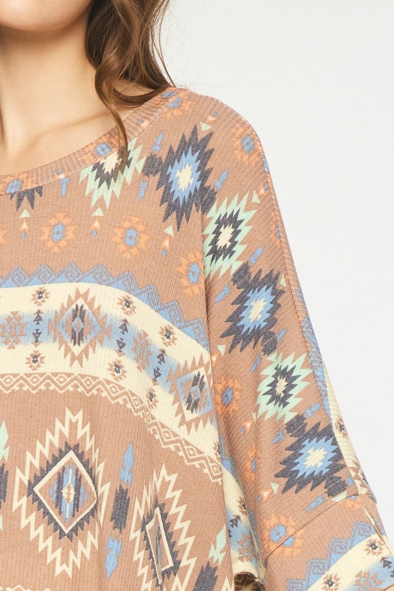 Round neck printed top with 1/2 sleeves image 5