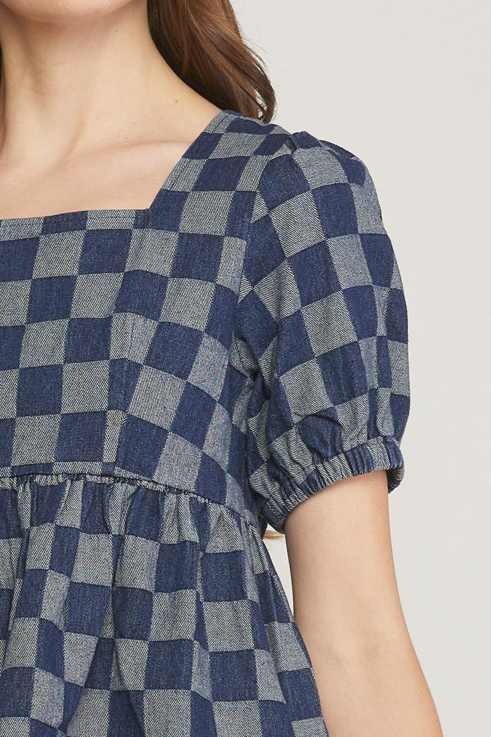 Checkered print denim square neck puff sleeve peplum top. image 5