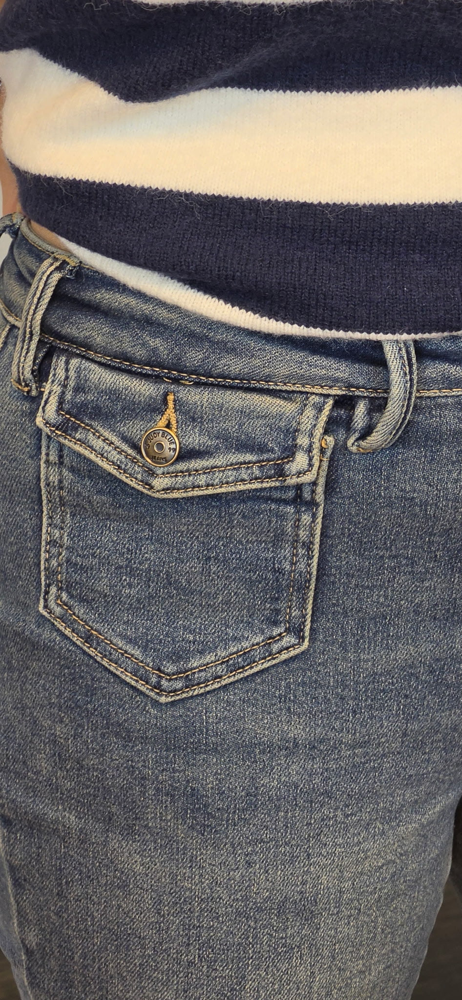 Judy Blue Mid Rise Flare Jeans with Front Flap Pockets