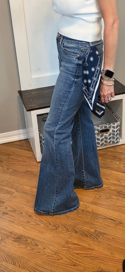 Judy Blue Mid Rise Jaqueline Flare with Triple Needle Back Pkts and Bandana Loop