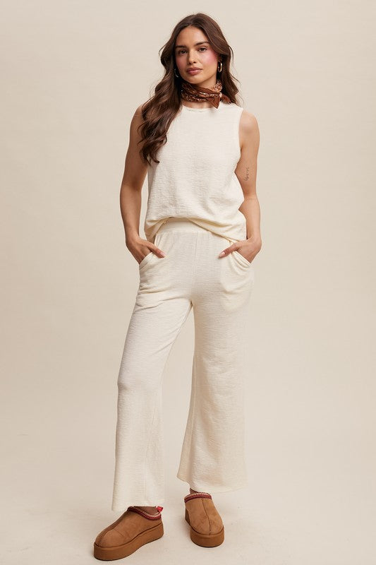 Cream colored textured lounge set image 1