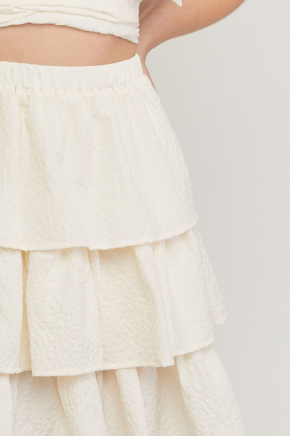 White textured ruffle tiered mini skirt image 6
