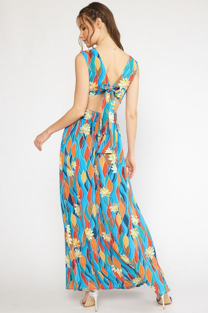 Print v-neck sleeveless maxi dress image 3