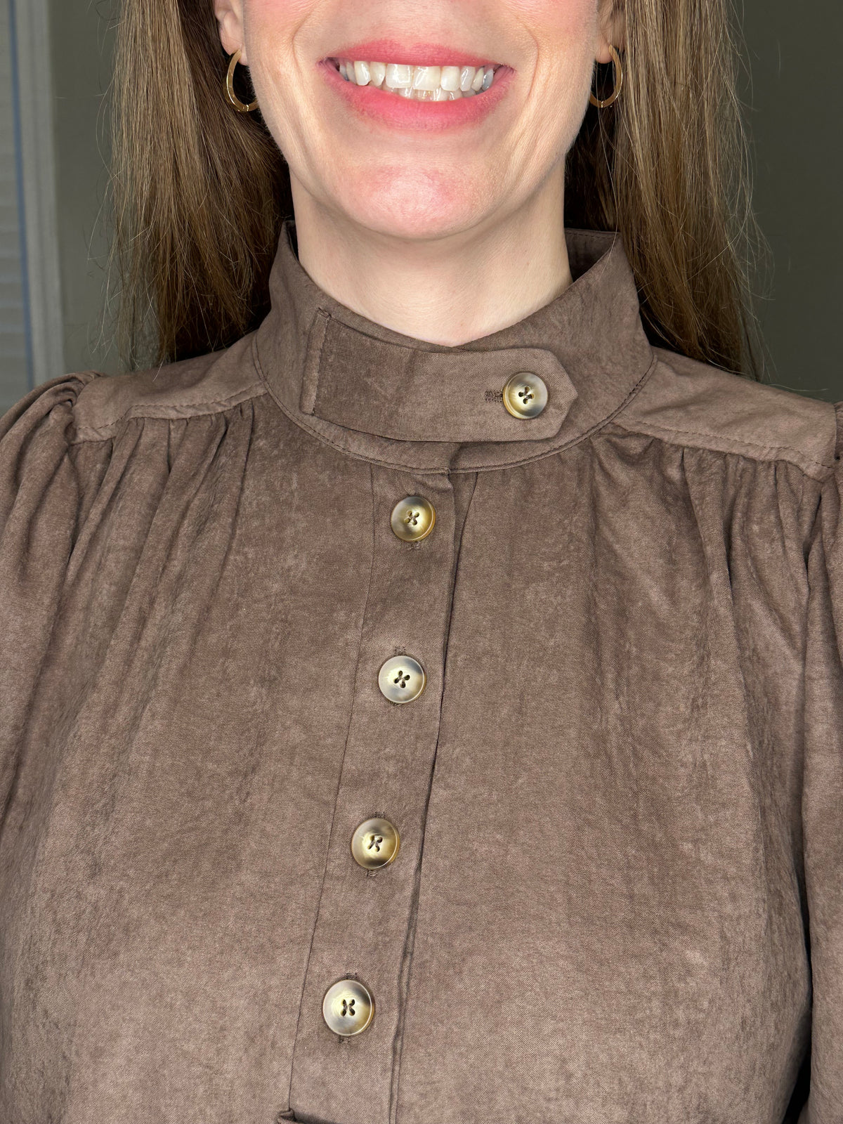 Solid 3/4 Balloon Sleeve Top