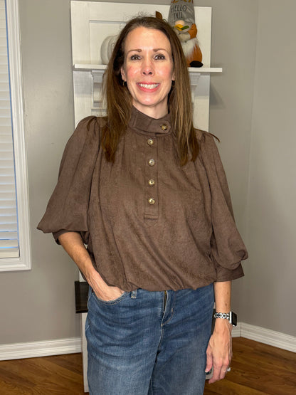 Solid 3/4 Balloon Sleeve Top