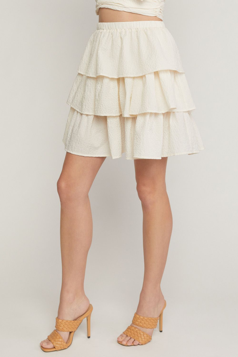 White textured ruffle tiered mini skirt image 1