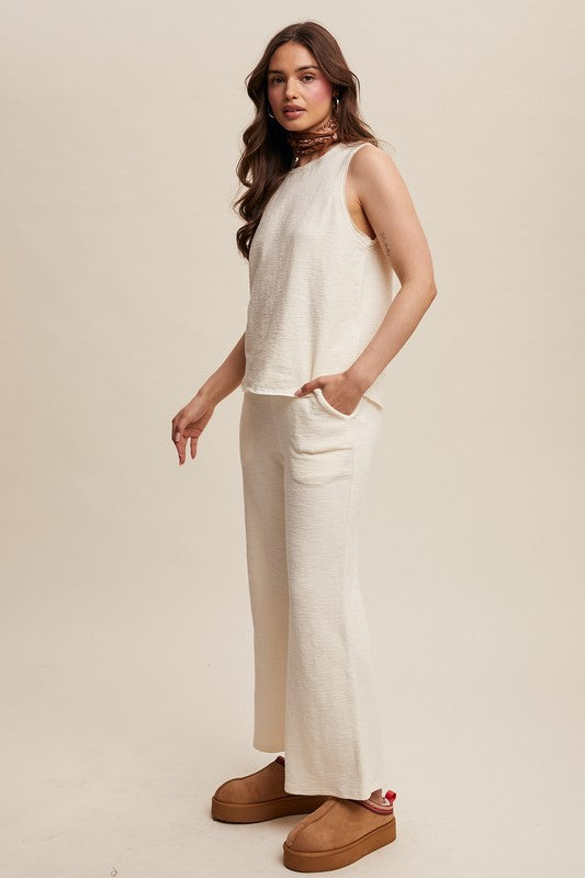 Cream colored textured lounge set image 5