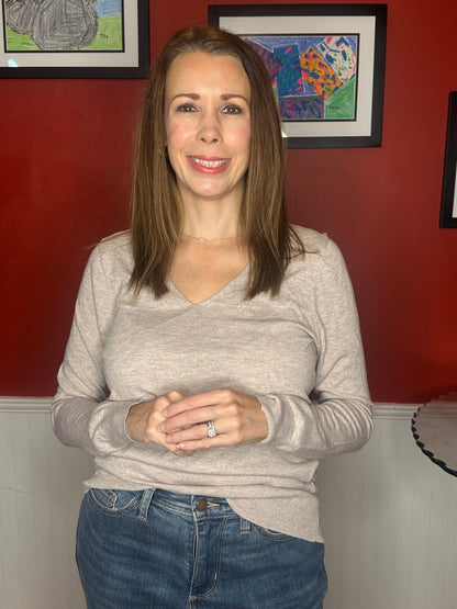 Classic Essential V Neck Pullover