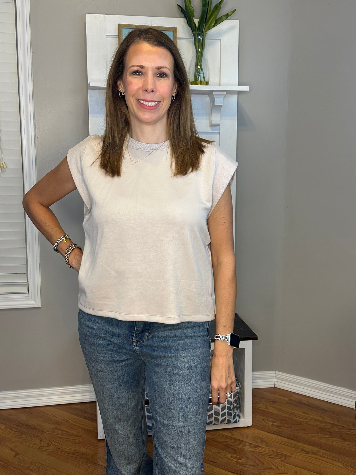 Cap Sleeve Crew Neck Pullover Top