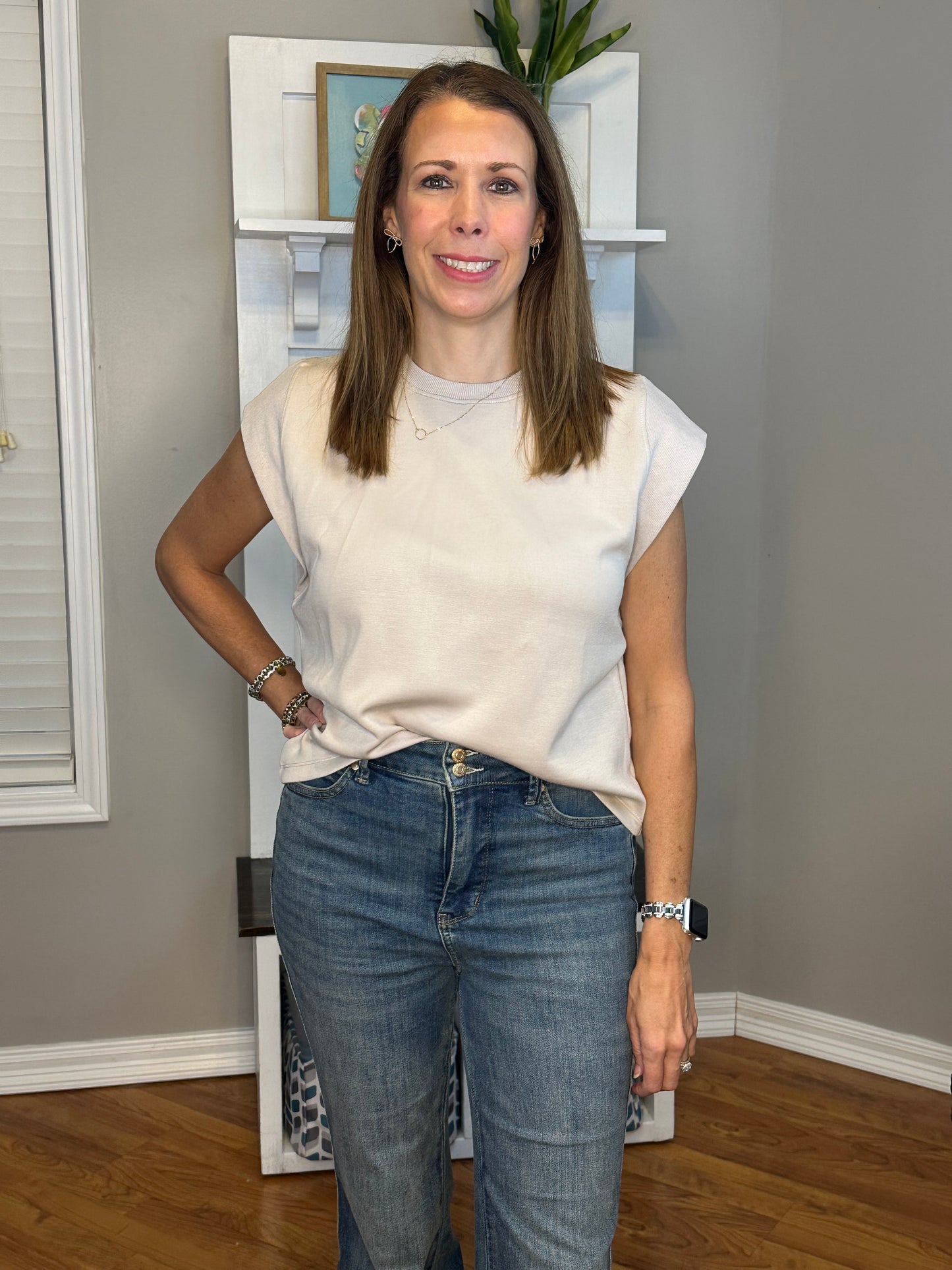 Cap Sleeve Crew Neck Pullover Top