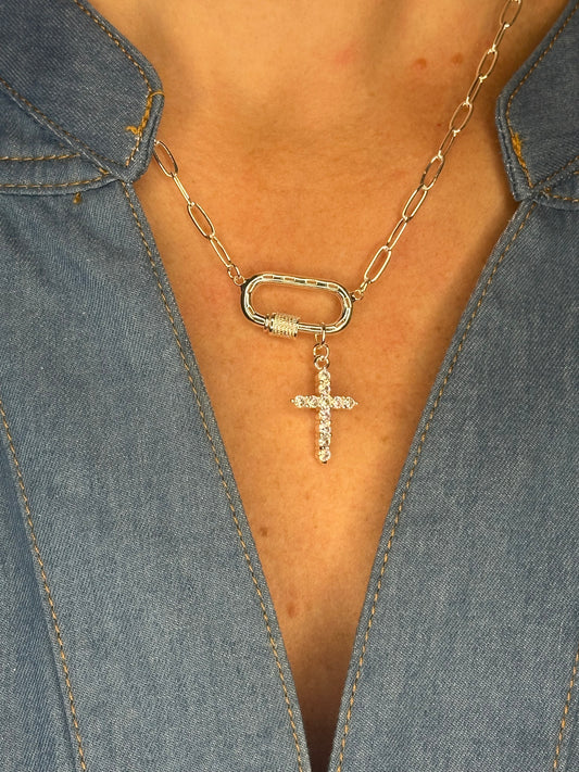 Mary Necklace