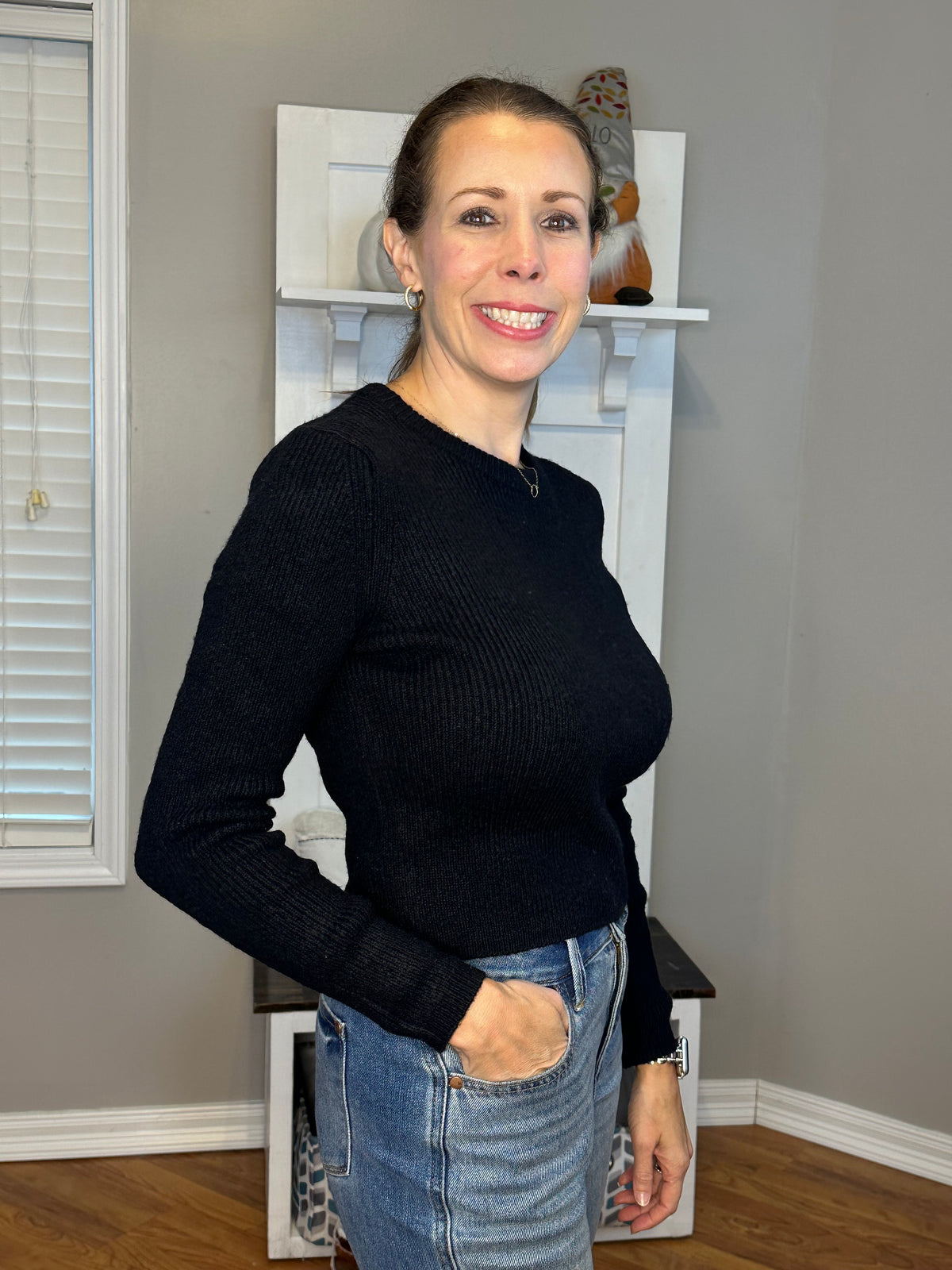 Long Sleeve Crew Neck Sweater Top - Black