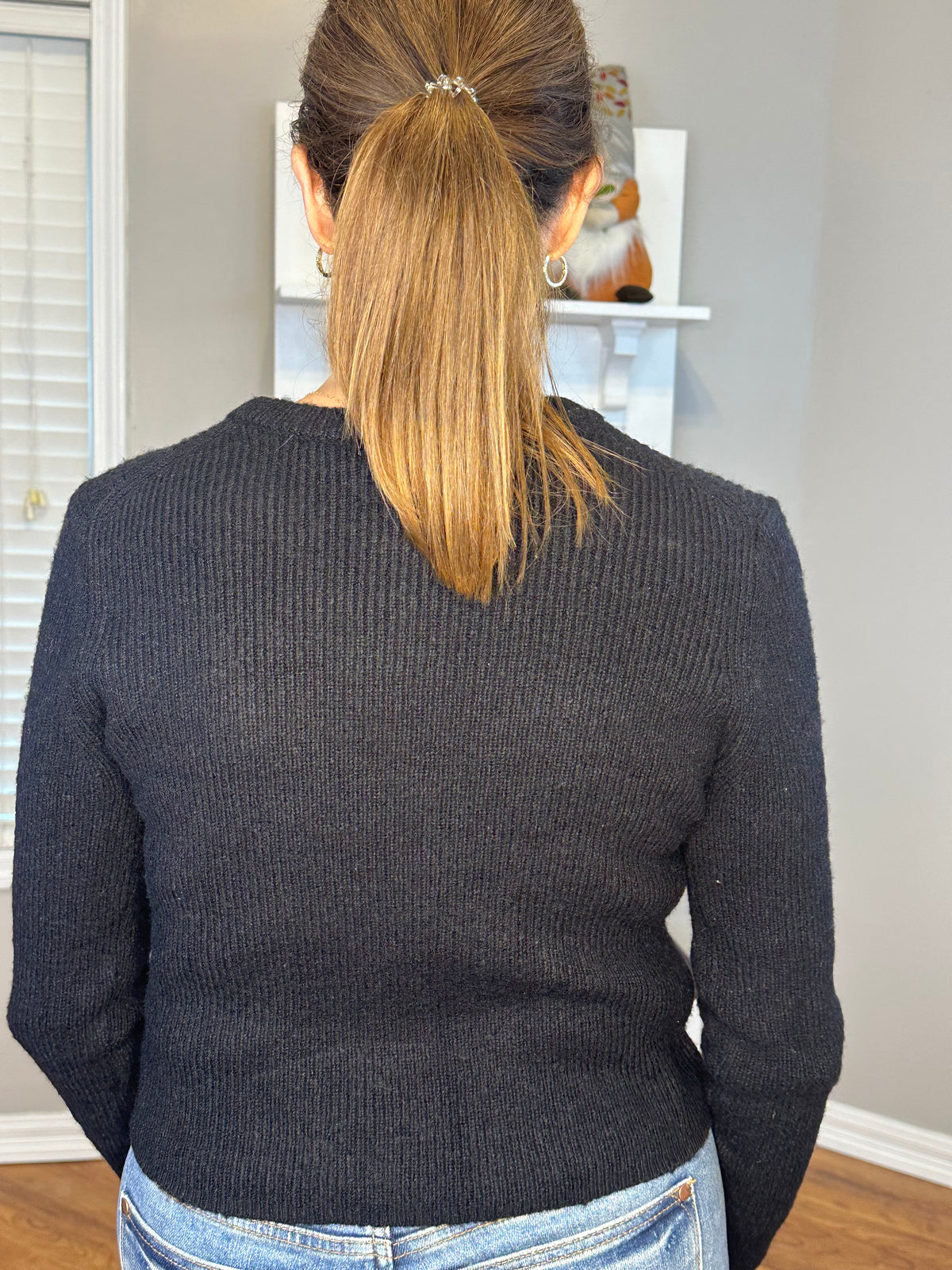 Long Sleeve Crew Neck Sweater Top - Black