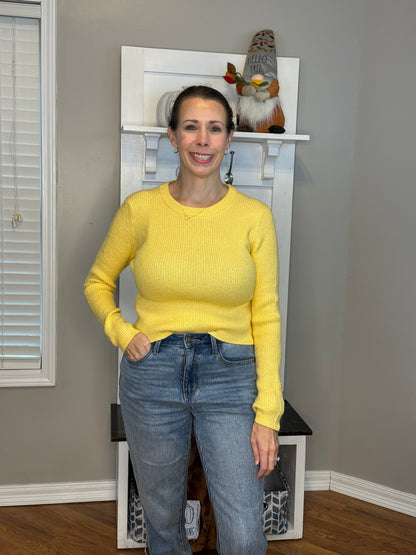 Long Sleeve Crew Neck Sweater Top - Yellow