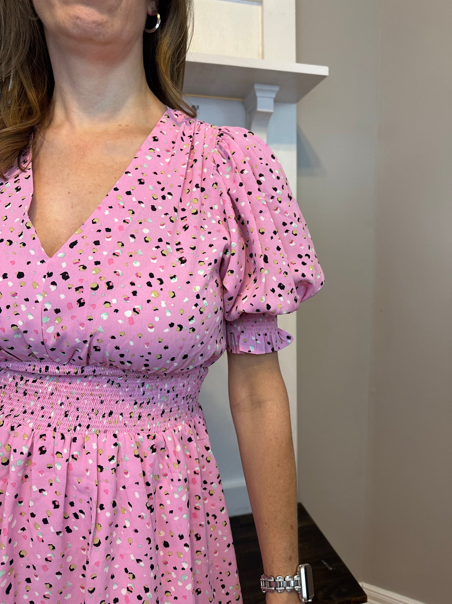 Dotted v-neck 1/2 sleeve mini dress