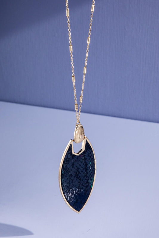 Necklace image 0