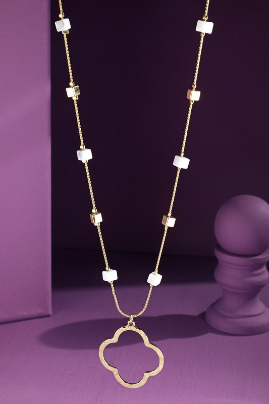 Howlite white brass beaded necklace with clover pendant image 0