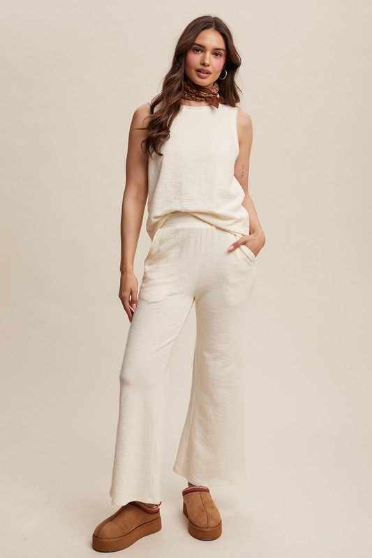Cream colored textured lounge set image 0