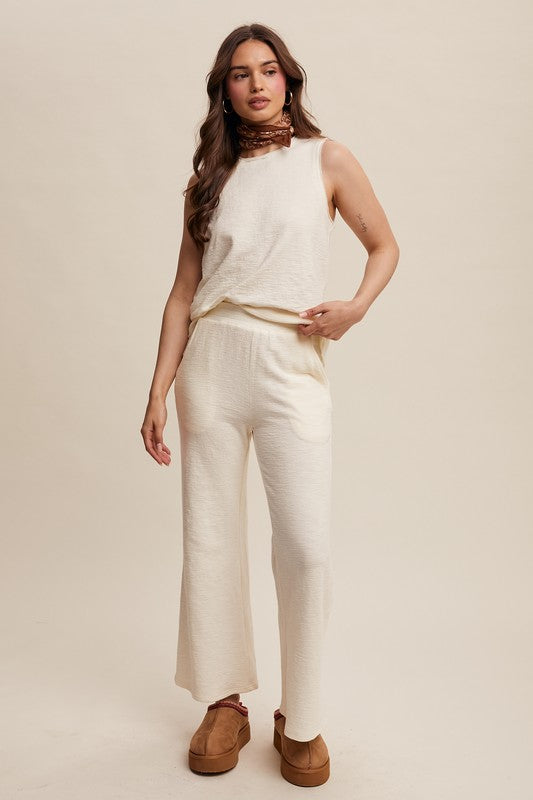 Cream colored textured lounge set image 2