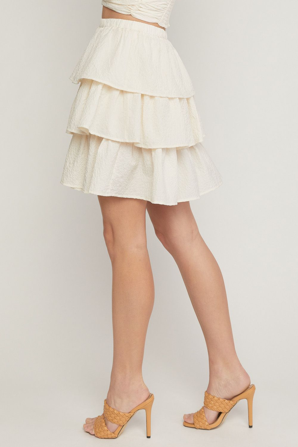 White textured ruffle tiered mini skirt image 2