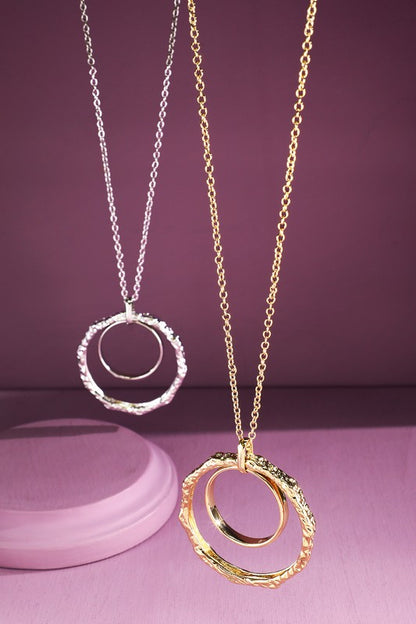 Gold duo circle pendant link chain necklace image 1