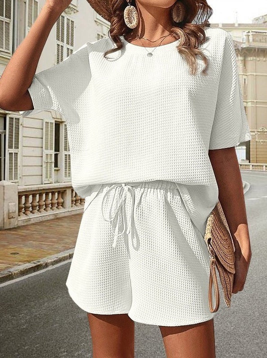 White textured shorts set image 0